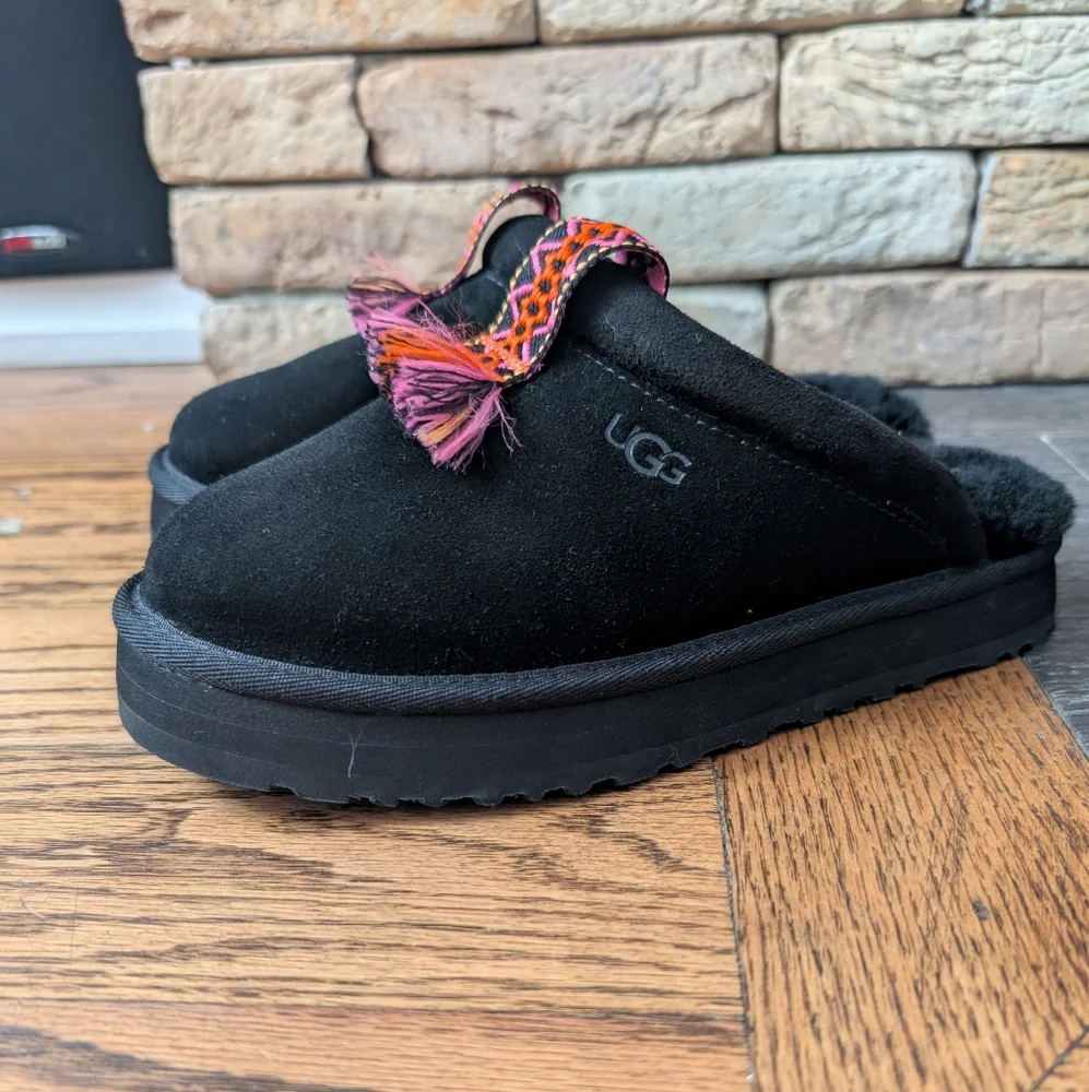 UGG Tazzle Slippers
